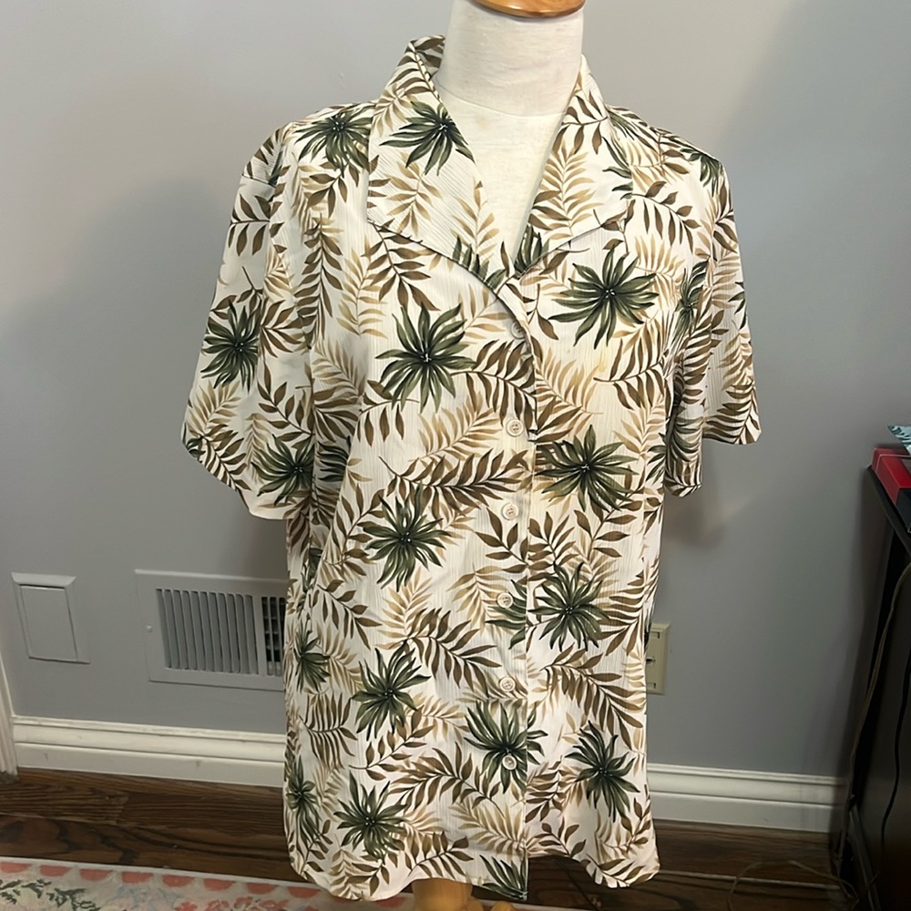 WOMENS BLOUSE CREAM WITH GREEN/ TAN FERN PATTERN 16 PERFECT